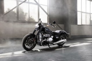 创新新复古巡航摩托车BMW R 18开启预售