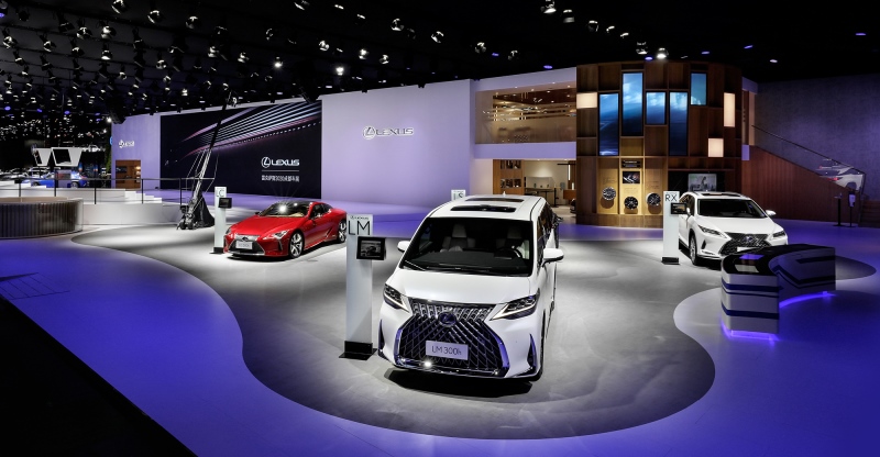 LEXUS雷克萨斯智•混动车型中国累计销量达成30万台 携多款车型亮相成都国际车展