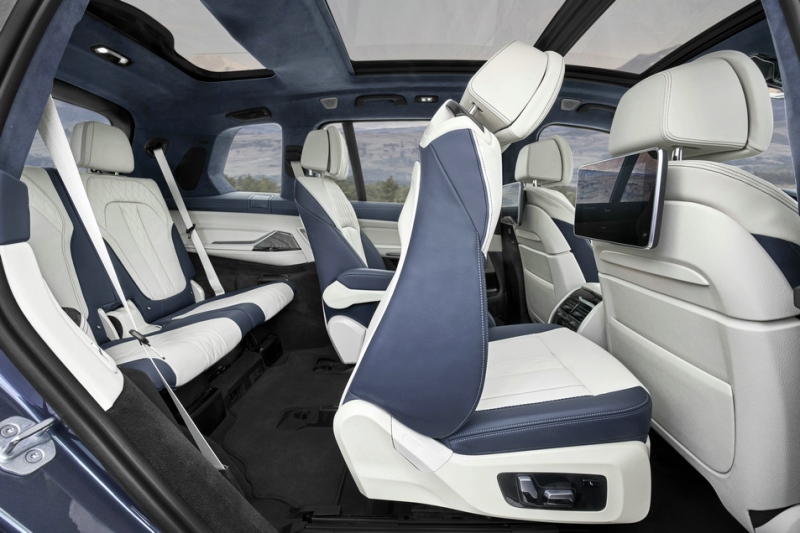 融合专属豪华与M运动精髓 创新BMW X7辉夜典藏版中国上市