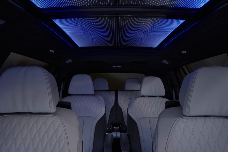 融合专属豪华与M运动精髓 创新BMW X7辉夜典藏版中国上市