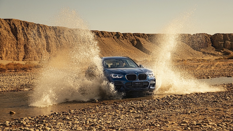 纵戈壁，逐星河 2020 BMW X3体验季展担当本色