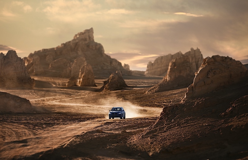 纵戈壁，逐星河 2020 BMW X3体验季展担当本色