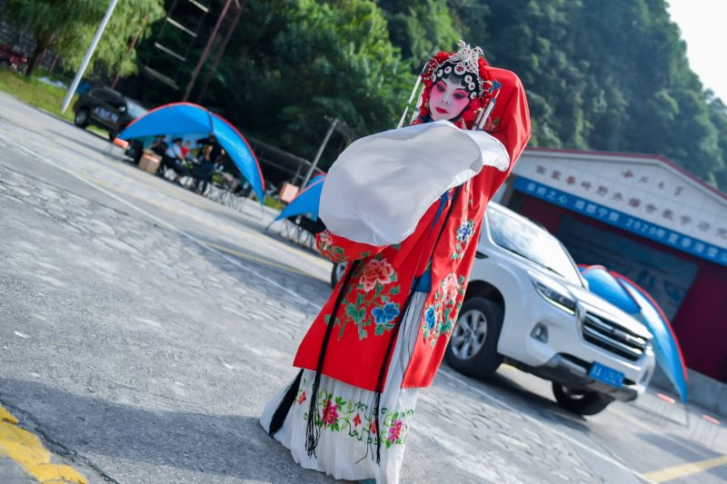 涉水漂流 亲子科考 哈弗H9硬核周末西安站激情不设限