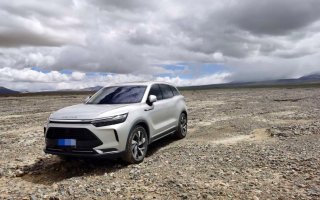 用车轮丈量青藏高原 BEIJING-X7车主在路上