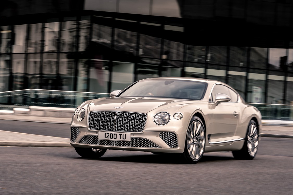 宾利汽车推出全新欧陆 GT Mulliner 将于 Salon Privé盛会上演全球首秀