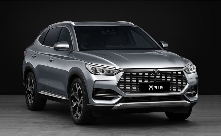 中国首款宽体潮流SUV 越级之作宋PLUS荣耀上市