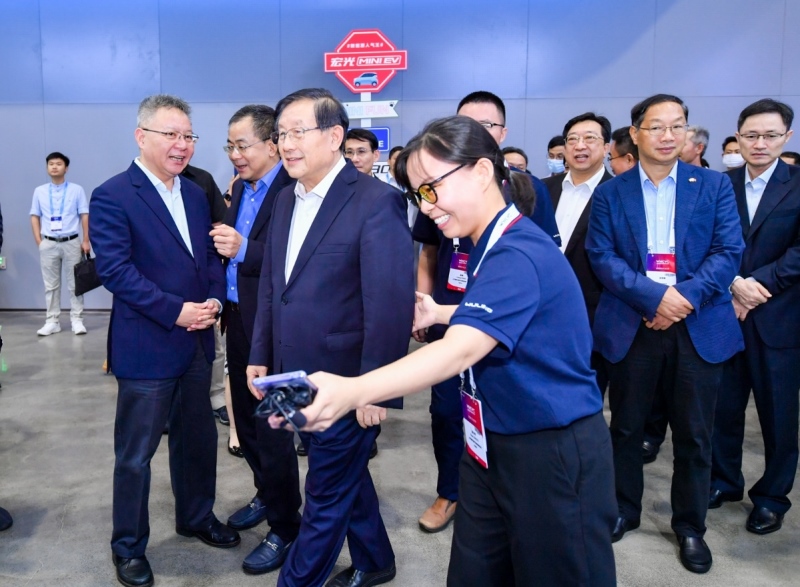 宏光MINI EV闪耀亮相2020世界新能源汽车大会