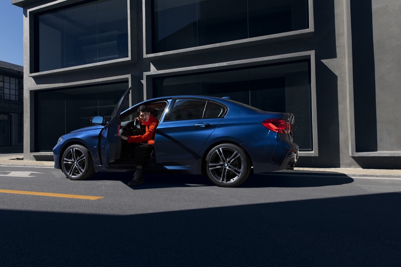 “1”起曜夜 BMW 1系运动轿车重装披甲来袭
