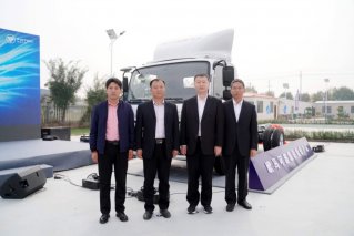 羽量科技 引领变革 欧马可超级轻量化产品上市交付开启城市物流新时代