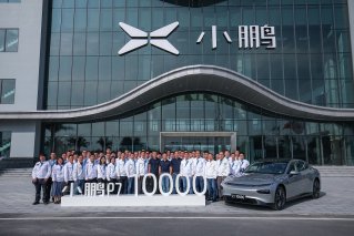 新势力单车型最快 第10000辆小鹏P7下线