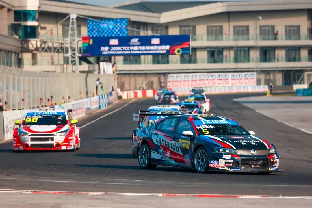 CTCC第五分站 上汽大众333车队负重之下艰难前行