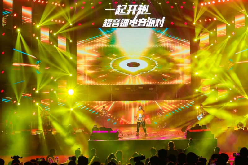 启动用户运营战略 长城炮一周年电音节嗨翻重庆