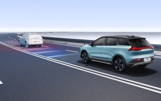 爱驰AI-Pilot智能驾驶全面开放！这份“使用秘籍”不容错过