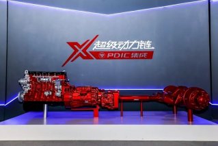 真香！同搭康明斯+采埃孚 欧曼“X超级动力链”独享“私厨定制”