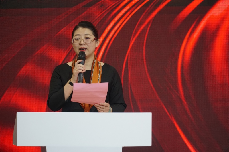 2021中国年度卡车揭晓!欧航R系列超级中卡摘得桂冠
