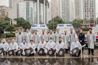 助力“山城”医疗体系建设 上汽集团携手上海烟草集团向重庆捐赠爱心救护车