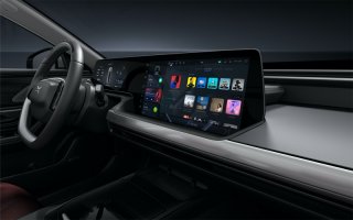 小鹏P7、G3i上新WPS 定义移动办公新模式