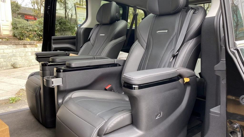 简试最懂后排感受的中大型豪华MPV 上汽大通MAXUS G20 PLUS