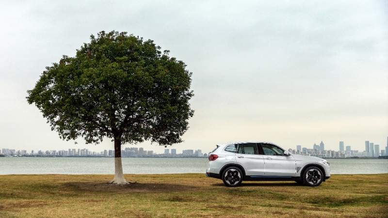 选择创新纯电动BMW iX3的7大理由