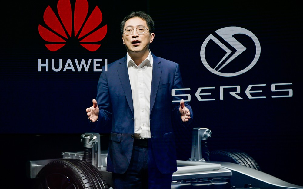 续航1000!赛力斯SF5自由远征版上市“驼峰”智能增程系统亮相