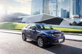 传祺GS4 COUPE：新生代拥有这台车才叫一步到位