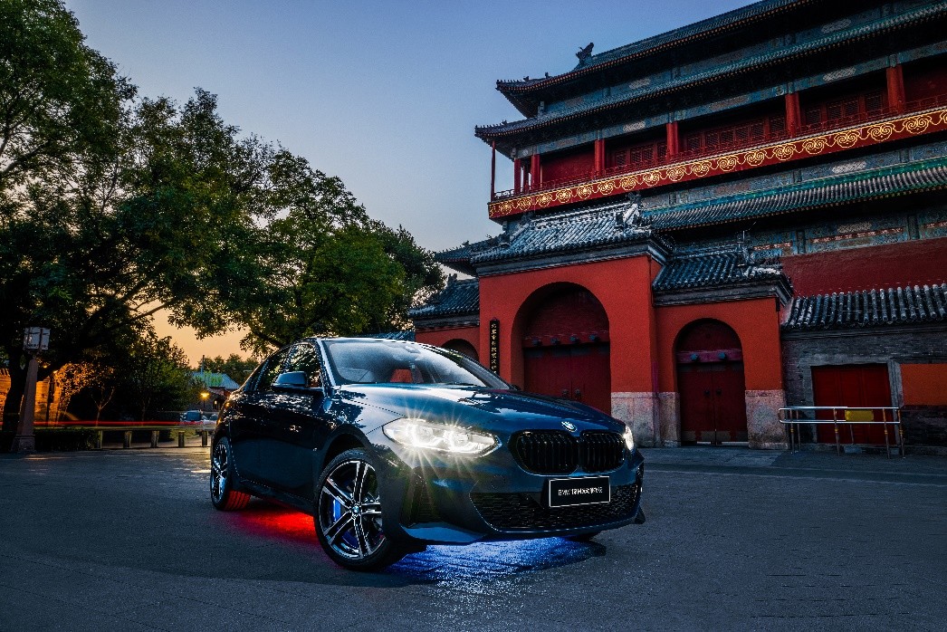 超“A”颜值才配得上“1”流驾控 BMW 1系M运动曜夜版年轻指南