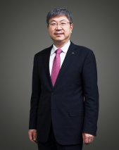 聚焦中国汽车产业升级发展 全国人大代表尹同跃2021两会议案建议全解读
