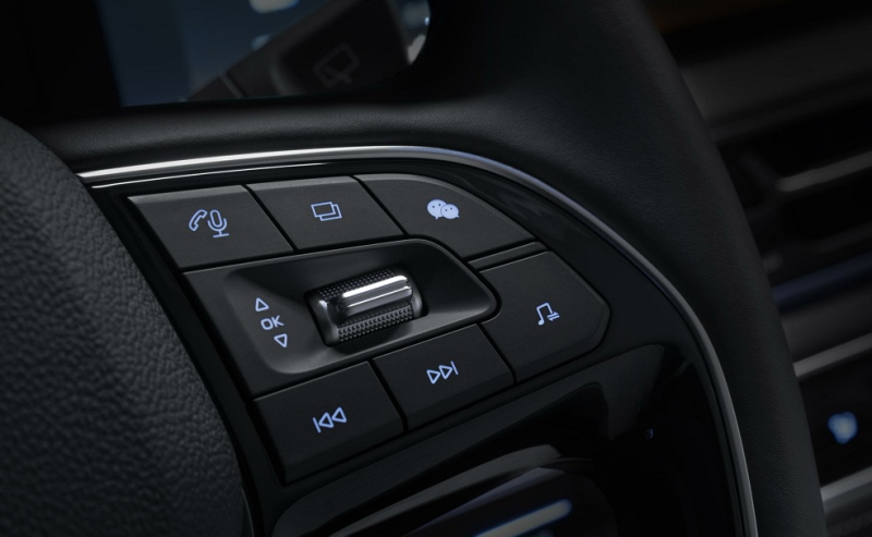自动先锋型上市 售价11.79万元 CS75PLUS开年上新