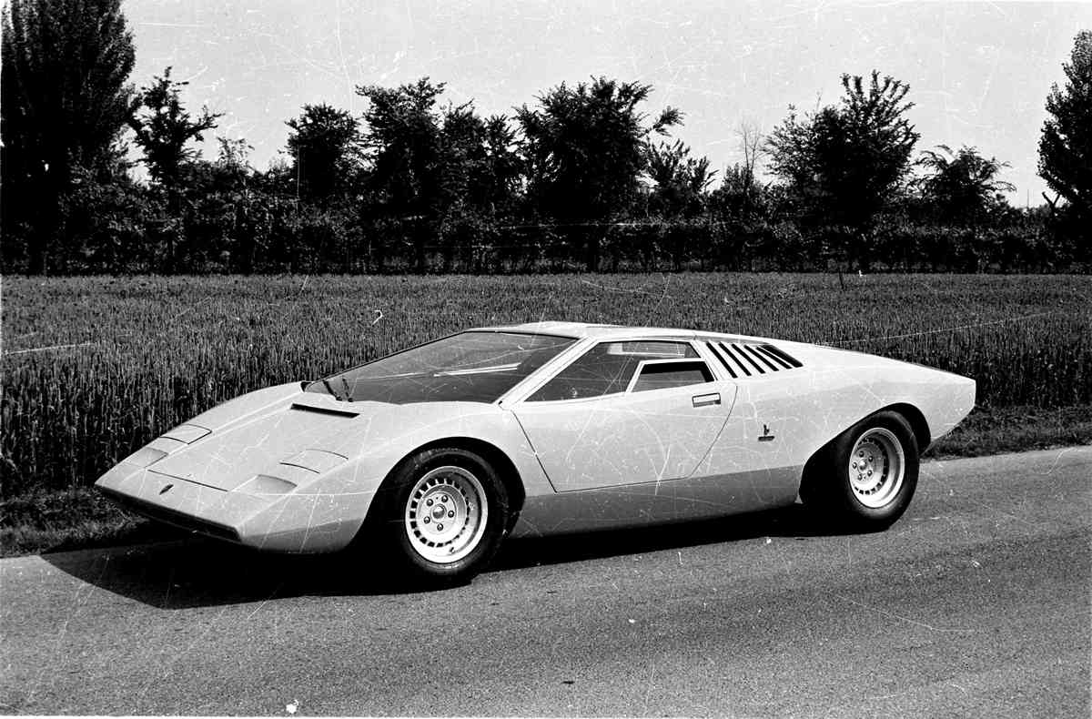 兰博基尼Countach LP 500发布五十周年纪念
