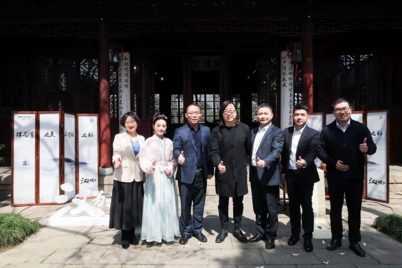 悠雅之韵,汉为观止!汉苍穹灰浅色内饰车型优雅上市