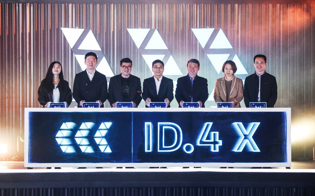 点亮你心中的光 上汽大众全新纯电SUV ID.4 X上市交付