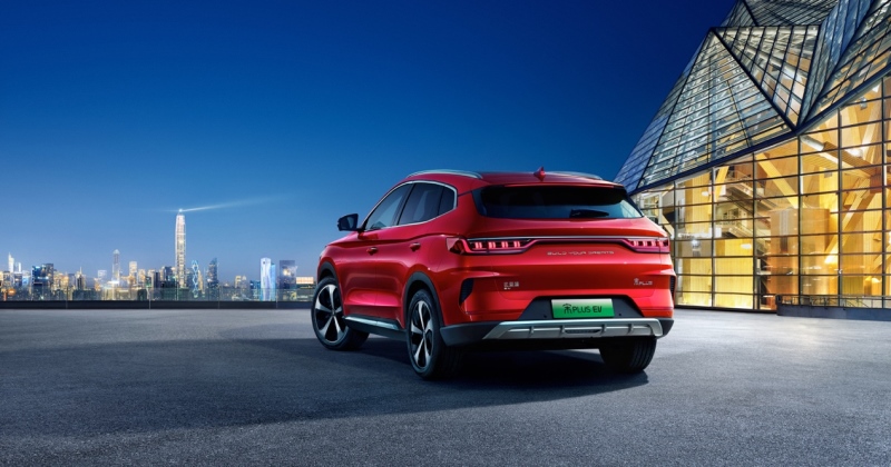 安全智能、全面引领,宋PLUS EV“佩刀”上市 售价16.98万元-18.68万元