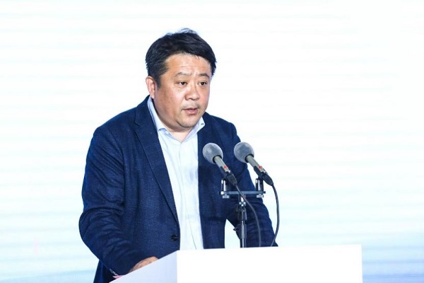 四大银行提供51.69亿贷款 福田戴姆勒汽车梅赛德斯-奔驰重卡国产化加速