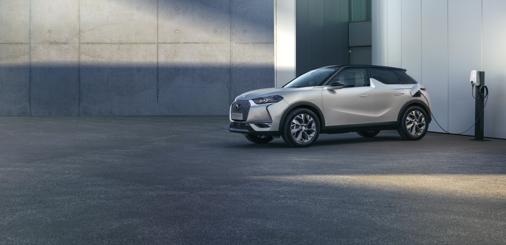 汲取赛道尖端科技,诠释纯电驾驶魅力 DS旗下首款纯电动SUV DS 3即将上市