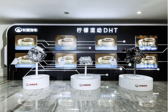 对合资垄断说不 柠檬混动DHT硬核出圈