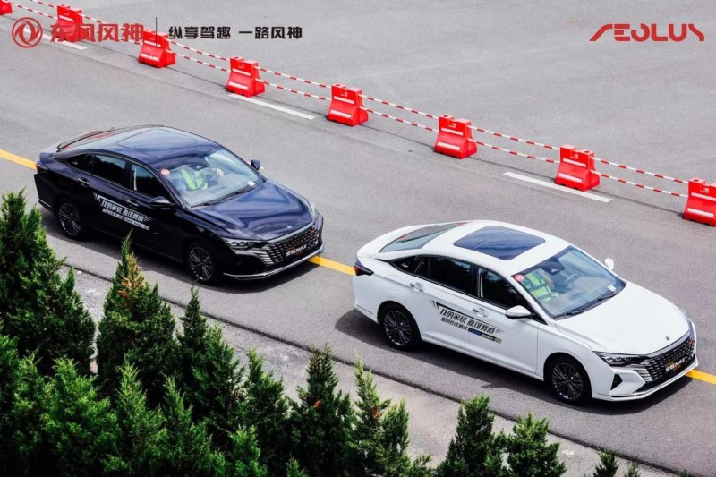 提神提速！东风风神斩获2021世界智能驾驶挑战赛金奖