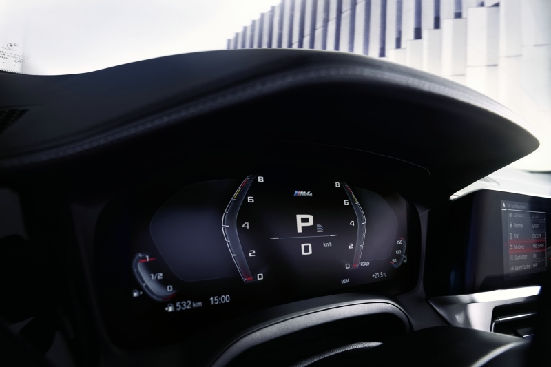 全新BMW M4敞篷轿跑车雷霆版全球首发