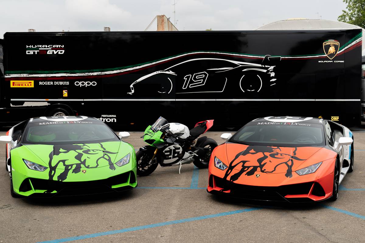 兰博基尼汽车公司亮相2021汽车谷庆典(Motor Valley Fest 2021)
