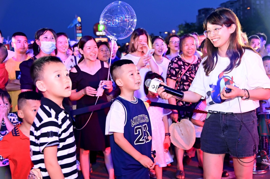 “一起开炮”解禁城市巡演成都站 带你走进皮卡生活