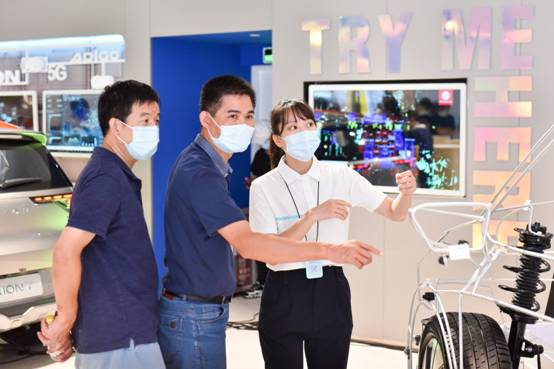 广汽埃安全球首家品牌直营体验中心开业,引领营销新生态变革