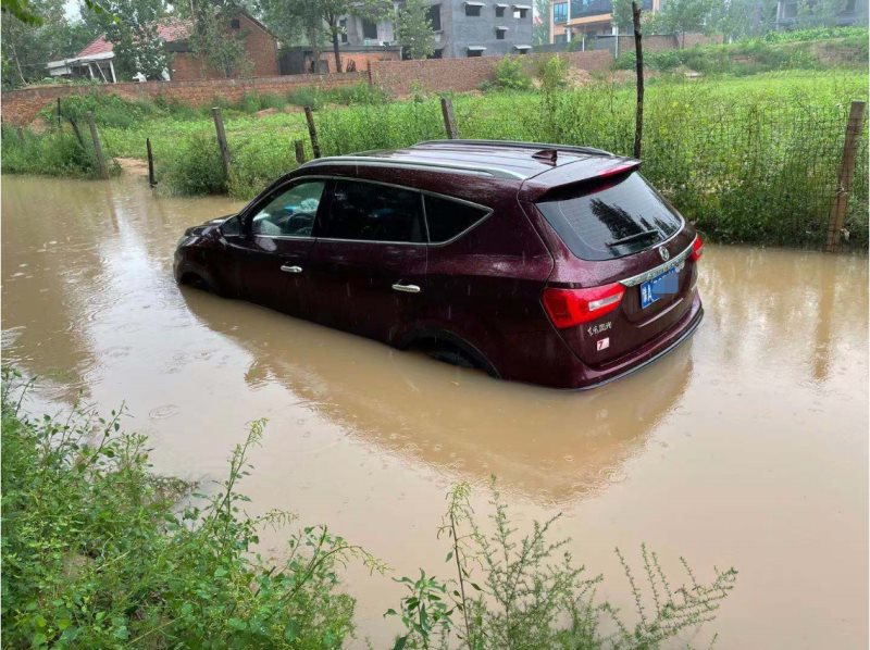 暴雨无情人间有爱 东风小康公司携手河南商家积极救援受灾车主