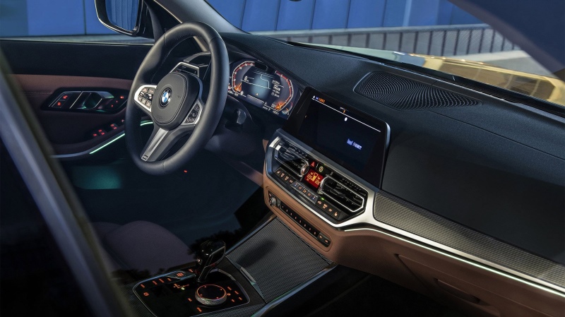 独占市场鳌头，新BMW 3系尽显“王者”本色