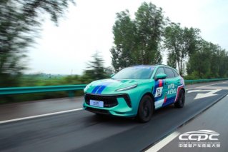 翻山越岭，操控自如 风行T5 EVO带来极致驾乘体验