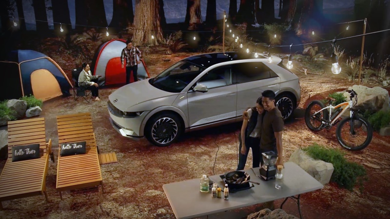 与全球人气选手现代汽车IONIQ(艾尼氪) 5一起预演浪漫七夕