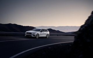 全系混动 衷于热爱 沃尔沃新款V60豪华升级 与你共赴星辰大海