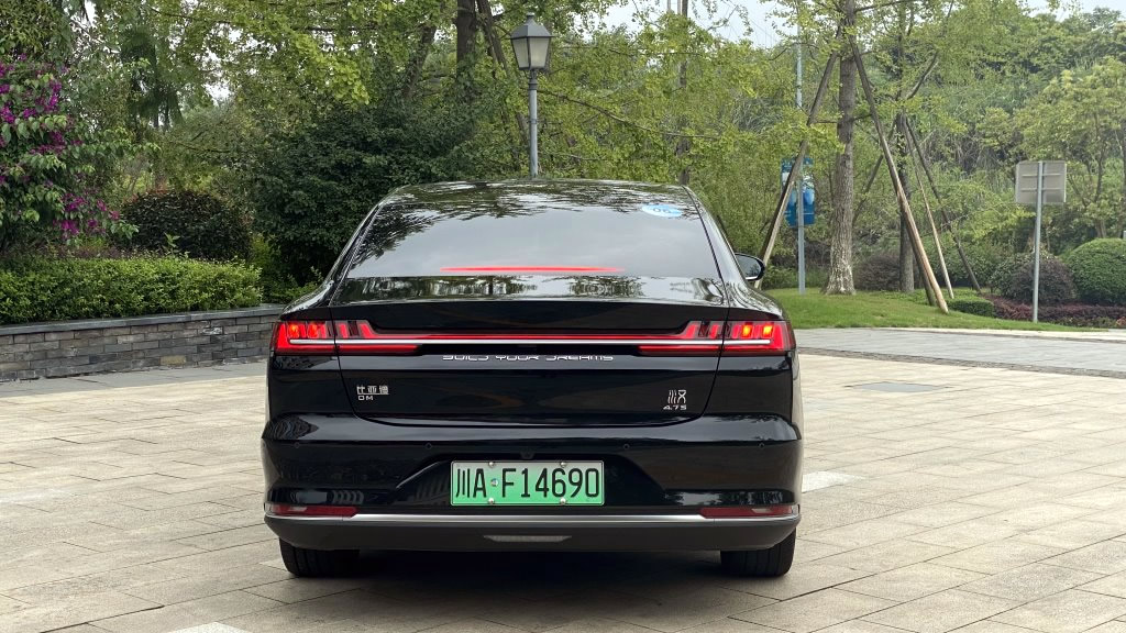 这款车,说不一定你也开过!比亚迪汉DM