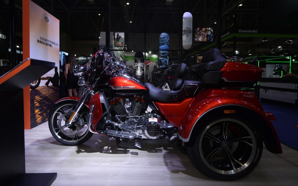哈雷戴维森全新性能摩托车Sportster® S 正式亮相于2021中国国际摩托车博览会