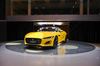 遇见至美跑车 22年款全新捷豹F-TYPE领驭而来