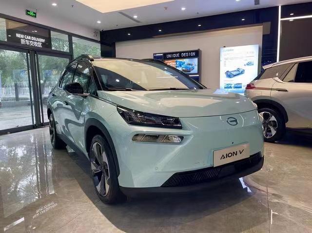 “星际母舰”AION V Plus已到店，高科技产品力引消费者热订