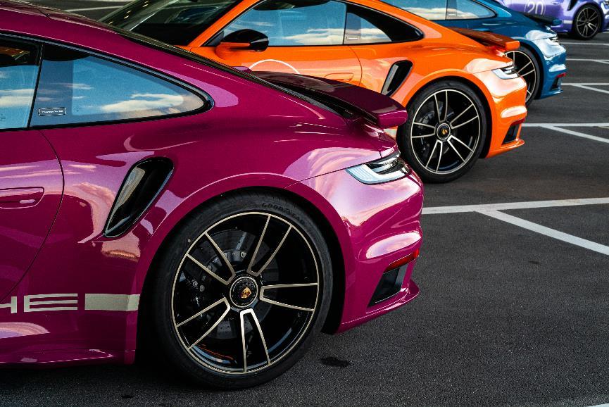 以全新 911 Turbo S 保时捷中国 20 周年纪念版交车仪式,开启保时捷尽享跑车日